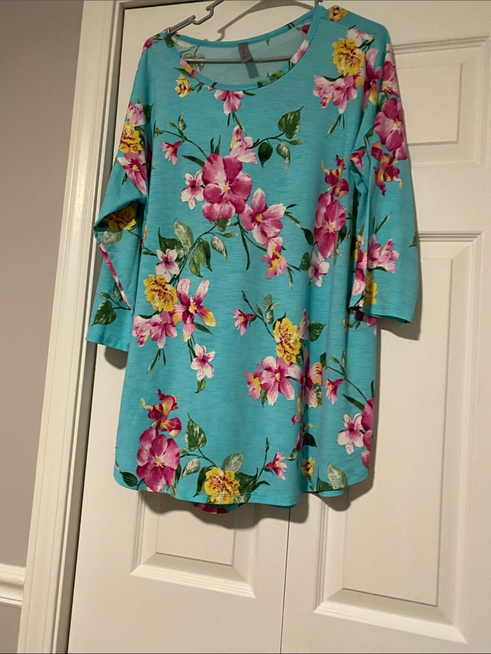 Honeyme Turquoise Floral Scoop Neck Tunic with Pink & Yellow Blooms